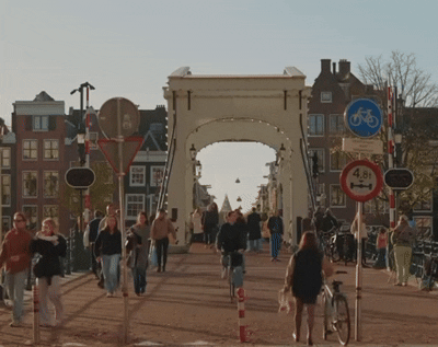 94B4CEBB-41CA-4F76-83D2-8D0019C0CCED.gif