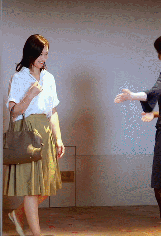 ezgif-7e157a16b69032ef (1).gif
